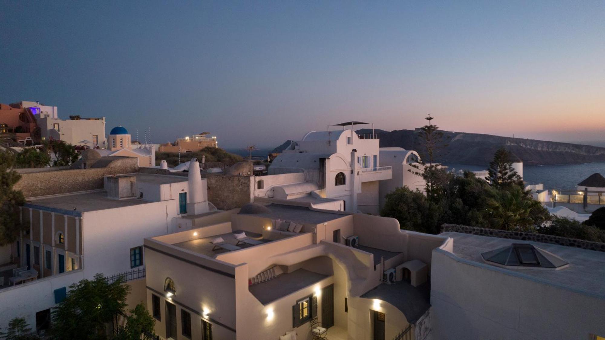Oia Unique Homes By K&K Екстериор снимка