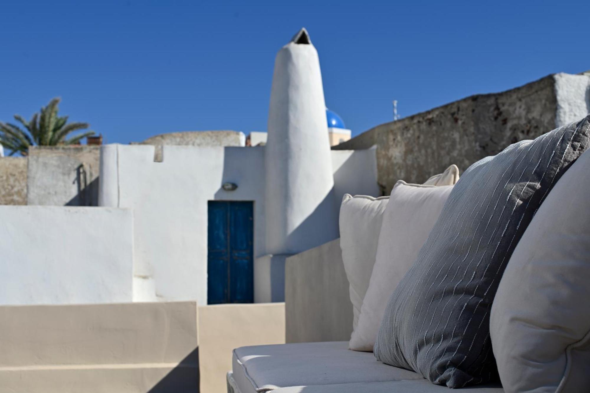 Oia Unique Homes By K&K Екстериор снимка